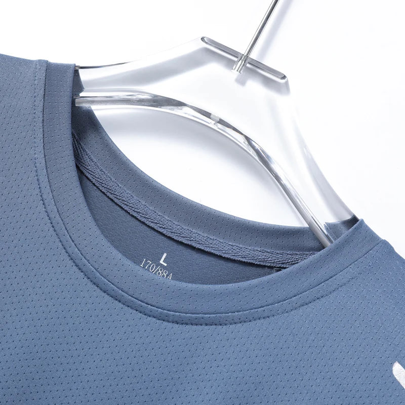 CHRLCK Men's Quick-Dry Outdoor T-Shirt | Breathable Running & Hiking Tee