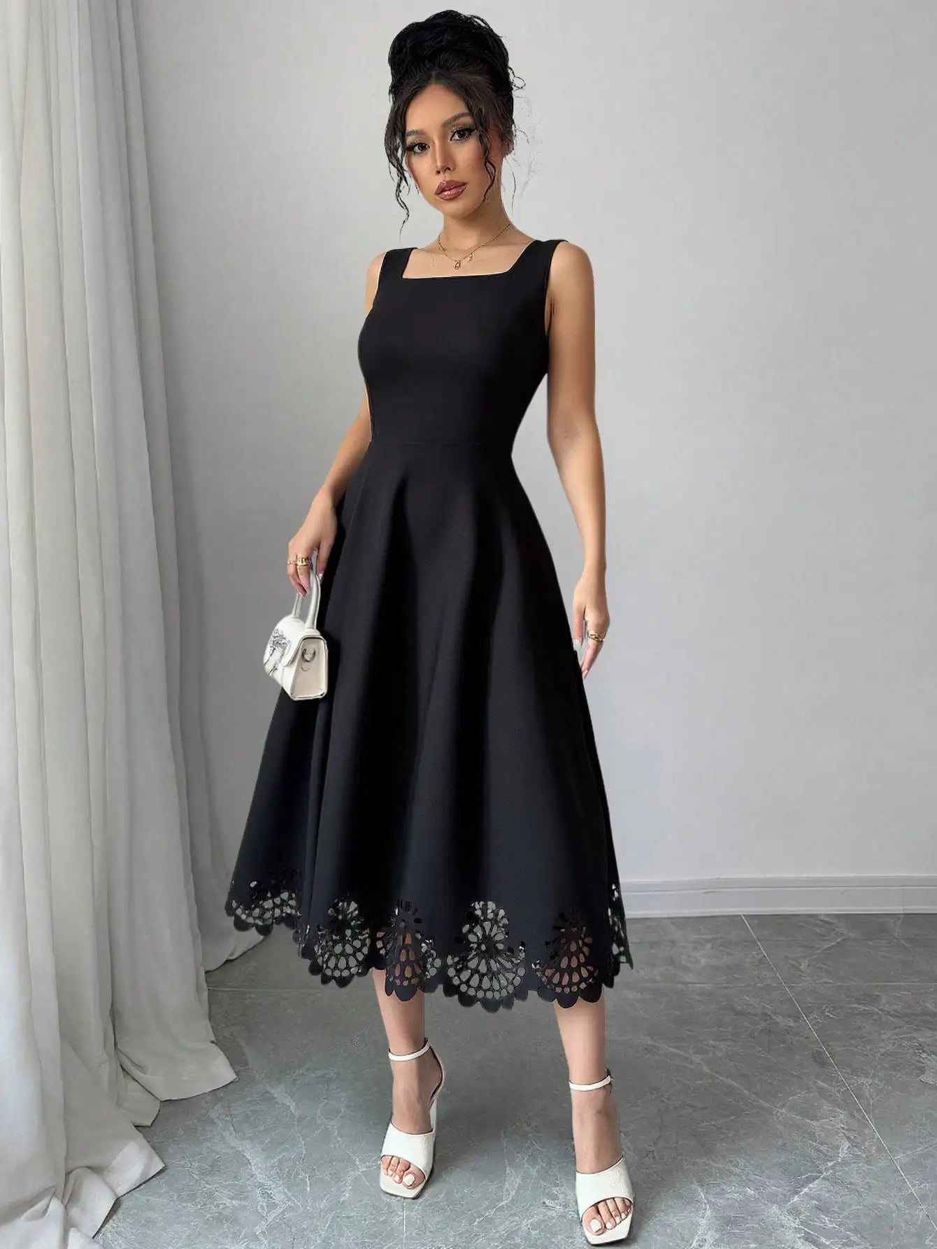 Mamiri-Store Elegant Square Neck Fit-and-Flare Knee-Length Dress