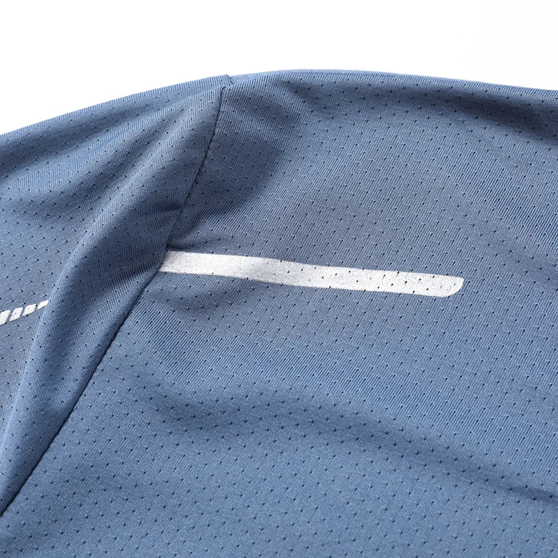 CHRLCK Men's Quick-Dry Outdoor T-Shirt | Breathable Running & Hiking Tee