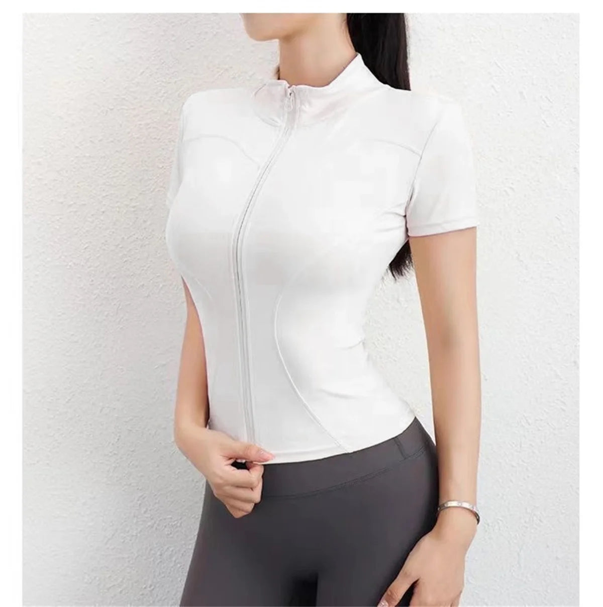 Mamiri-Store Women's Slim-Fit Zippered Short-Sleeve Sports Top
