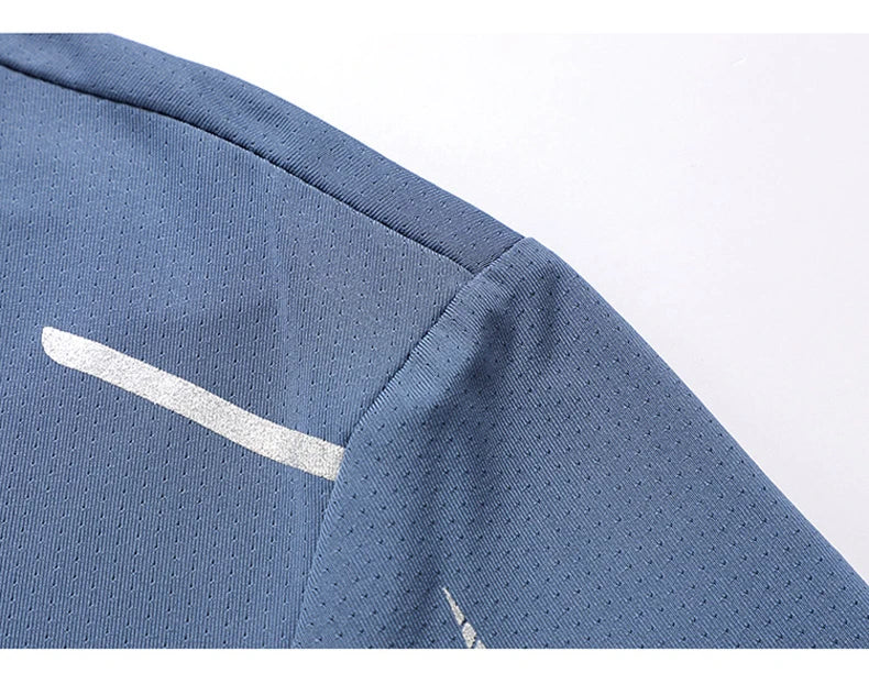 CHRLCK Men's Quick-Dry Outdoor T-Shirt | Breathable Running & Hiking Tee